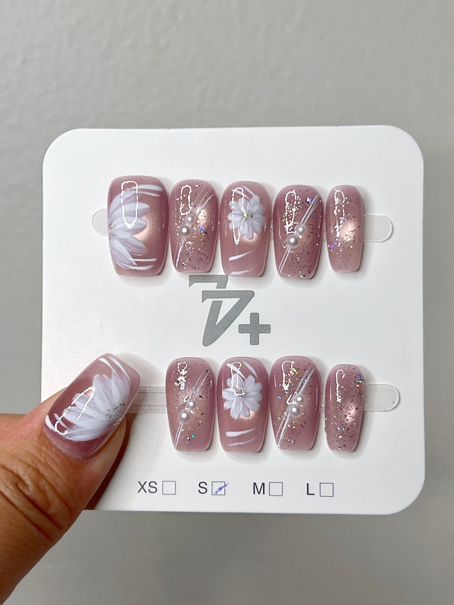 D17